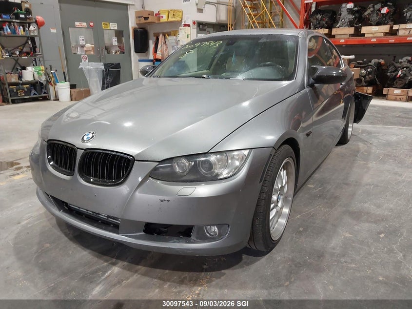 2007 BMW 3er, Удар сзади, IAAI, VIN WBAWB73557PV80588 — фото 2