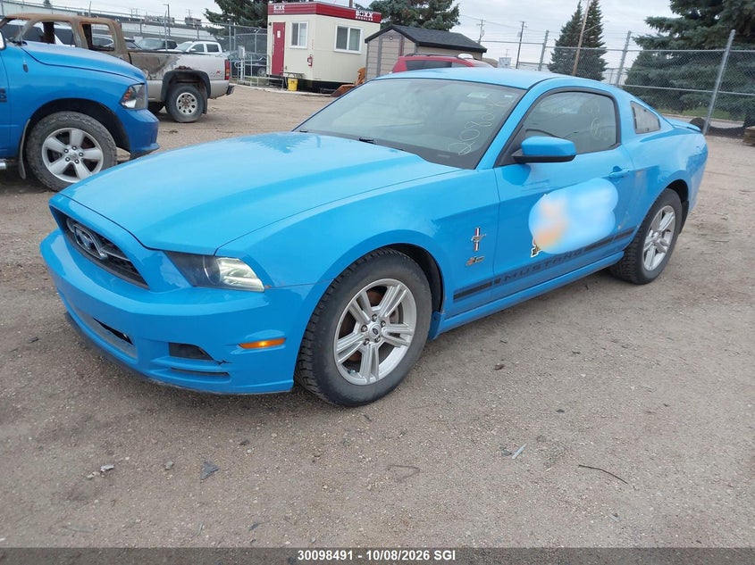 Vin: 1zvbp8am8d5208296, lot: 20147597, ford mustang 20132