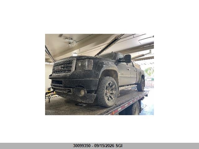 2012 GMC Sierra, Front, IAAI, VIN 1GT426E87CF227426 — photo 2