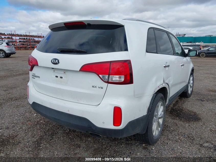 Vin: 5xykuda72fg576742, lot: 20148206, kia sorento ex 20154