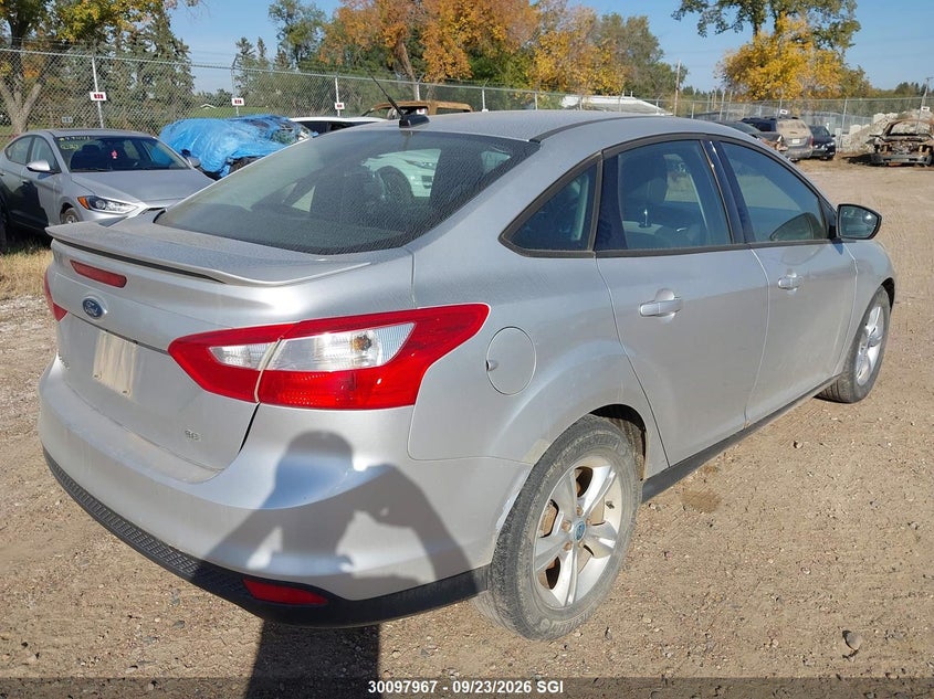 Vin: 1fahp3f2xcl238259, lot: 20148355, ford focus se 20124