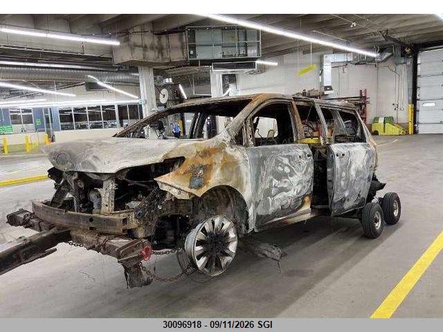 2015 Toyota Sienna, Total Burn, IAAI, VIN 5TDDK3DCXFS118144 — photo 2