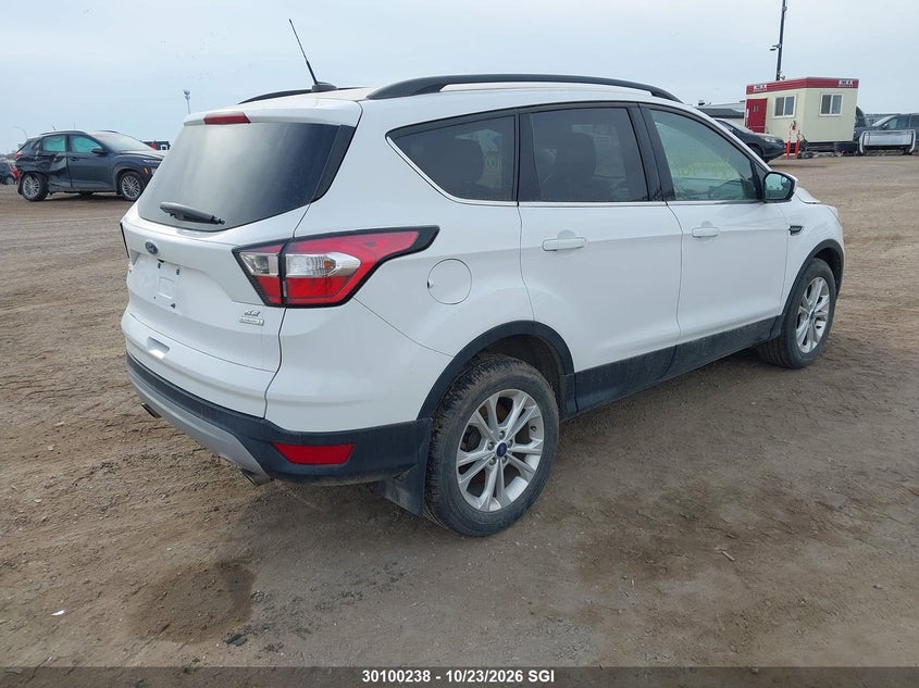 Vin: 1fmcu0gd8juc80735, lot: 20149335, ford escape se 20184