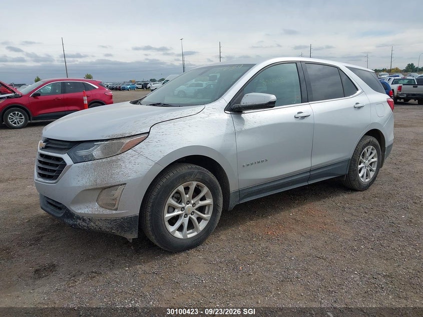 2018 Chevrolet Equinox, Град, IAAI, VIN 2GNAXSEV9J6194043 — фото 2