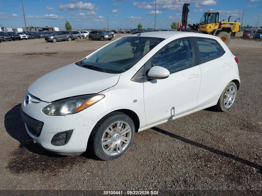 2013 Mazda 2, Затоплення, IAAI, VIN JM1DE1KYXD0169458 — фото 2