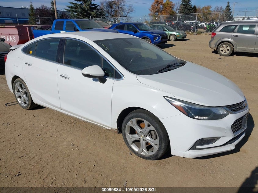 2018 Chevrolet Cruze Premier, Удар сзади, IAAI, VIN 1G1BF5SM2J7157812