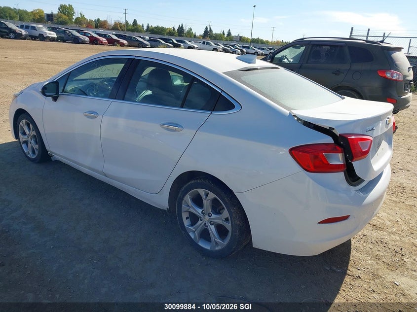 Vin: 1g1bf5sm2j7157812, lot: 20150436, chevrolet cruze premier 20183