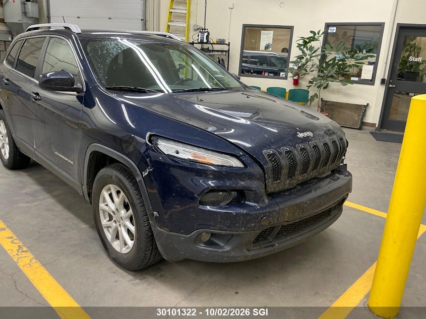 Vin: 1c4pjmcs6fw569408, lot: 20150806, jeep cherokee latitude 20151