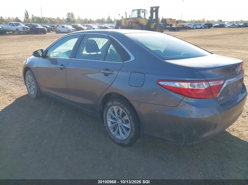 Vin: 4t1bf1fk6hu638100, lot: 20150822, toyota camry le/xle/se/xse 20173
