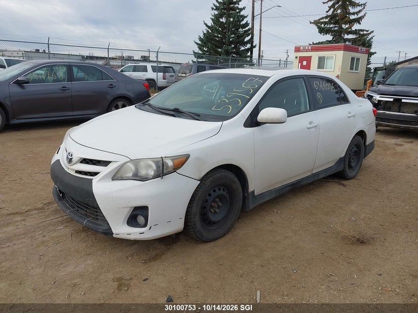 Vin: 2t1bu4ee3bc539567, lot: 20151012, toyota corolla s/le 20112