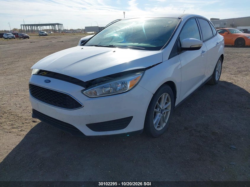 Vin: 1fadp3f27fl309341, lot: 20152103, ford focus se 20152