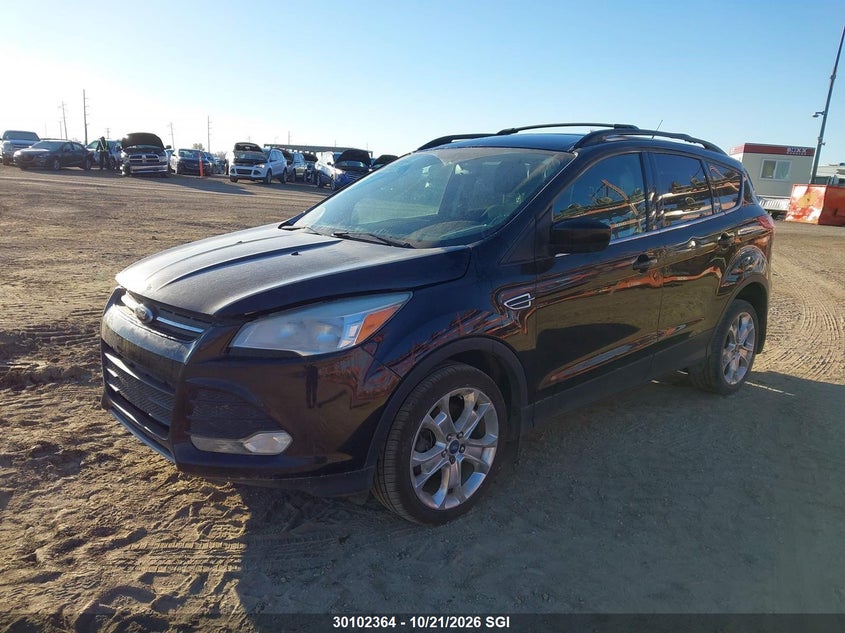 Vin: 1fmcu9gxxdua49337, lot: 20152185, ford escape se 20132