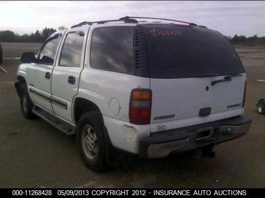 2000 Chevrolet Tahoe C1500 VIN: 1GNEC13T3YJ210422 Lot: 11268428