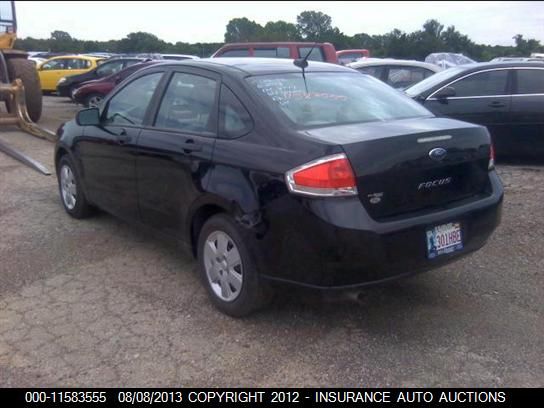 2010 Ford Focus S VIN: 1FAHP3EN2AW233774 Lot: 11583555