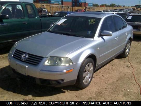 2002 Volkswagen Passat Glx 4Motion VIN: WVWTH63B82P171739 Lot: 11953469