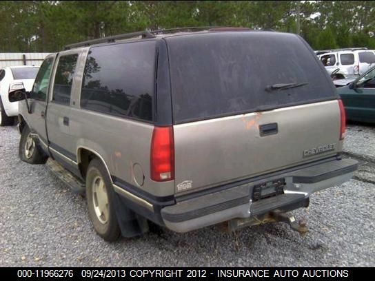 1998 Chevrolet K1500 Suburban VIN: 1GNFK16R3WJ352225 Lot: 11966276