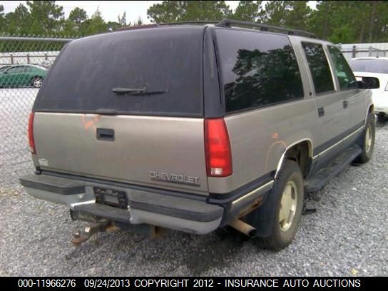 1998 Chevrolet K1500 Suburban VIN: 1GNFK16R3WJ352225 Lot: 11966276