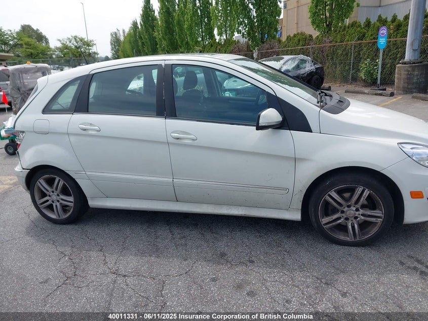 2011 Mercedes-Benz B200 VIN: WDDFH3DB7BJ651287 Lot: 40011331
