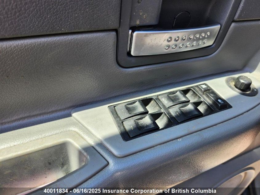 2005 Dodge Durango Slt VIN: 1D4HB48D45F548909 Lot: 40011834