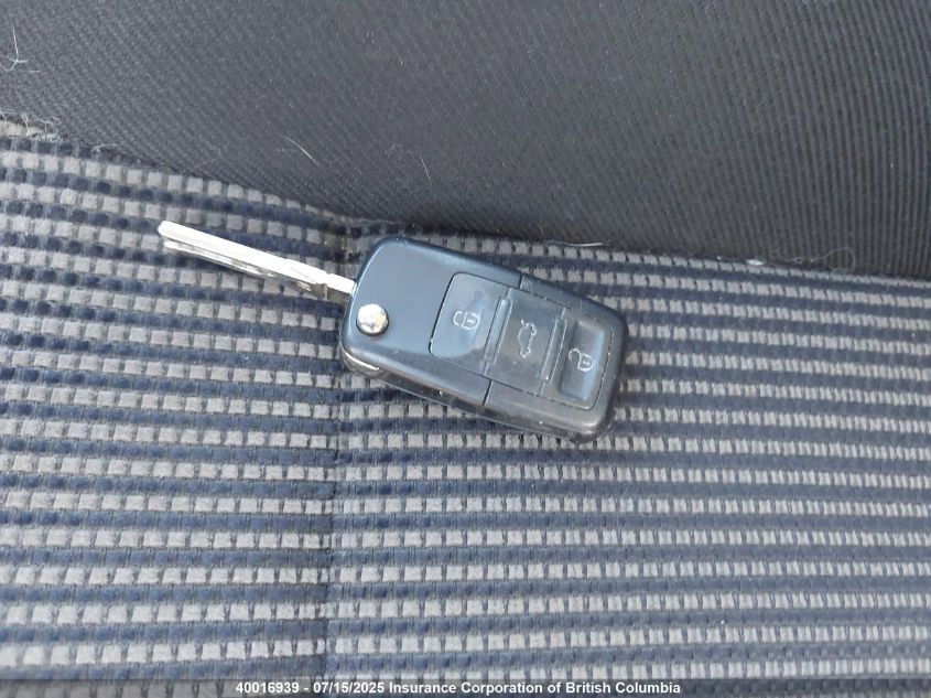 2002 Volkswagen Golf VIN: 9BWDE61J324044928 Lot: 40016939