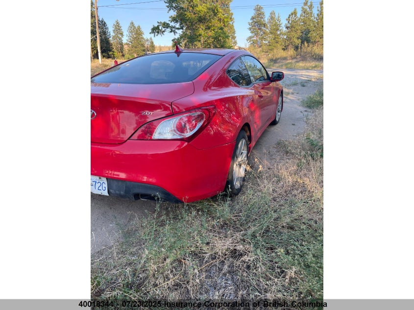 2010 Hyundai Genesis Coupe 2.0T VIN: KMHHT6KD2AU006160 Lot: 40018344