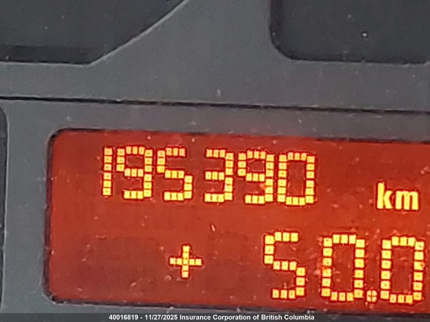 2004 BMW 325 I VIN: WBAEV334X4KR30602 Lot: 40016819