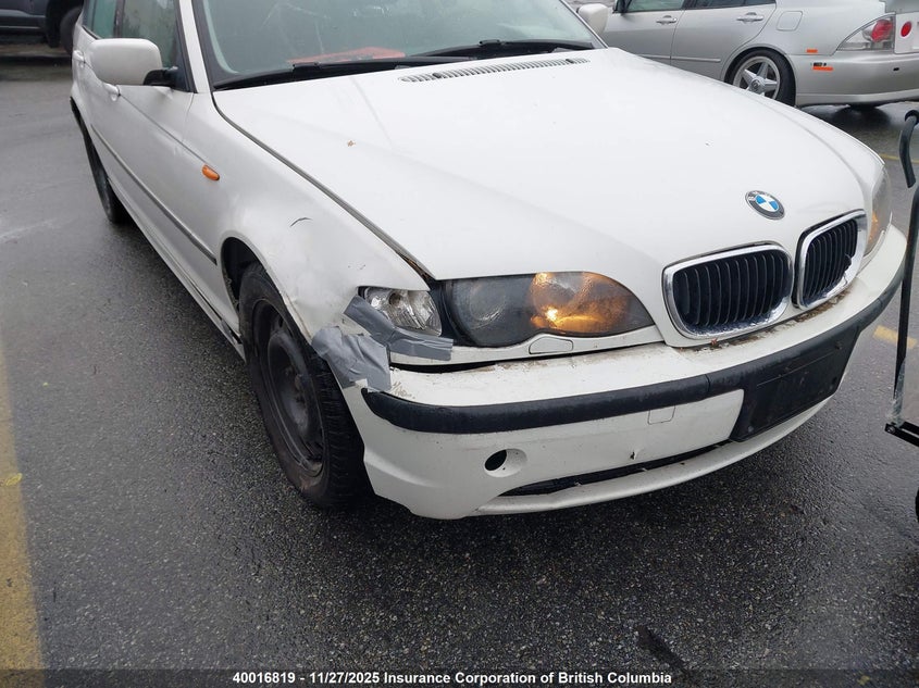 2004 BMW 325 I VIN: WBAEV334X4KR30602 Lot: 40016819