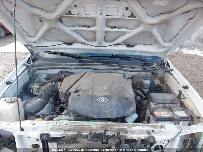 5TELU42N86Z147841 2006 TOYOTA TACOMA photo no. 10