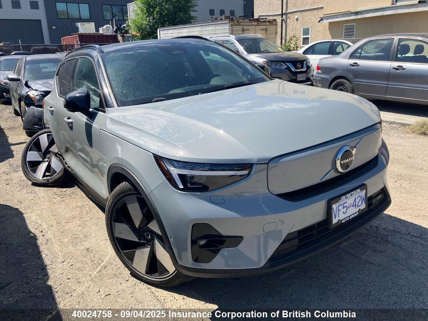 2024 VOLVO XC40 | YV4ER3XM1R2265157