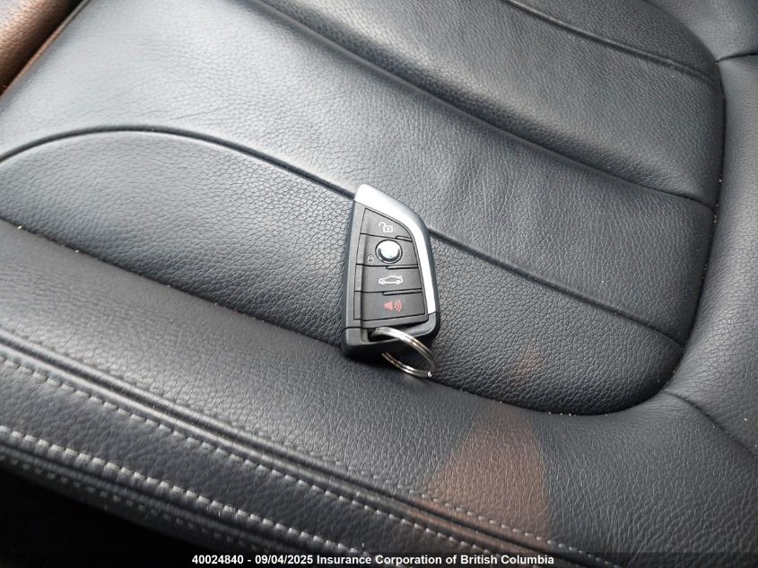 2018 BMW X1 VIN: WBXHT3C33J5K20774 Lot: 40024840