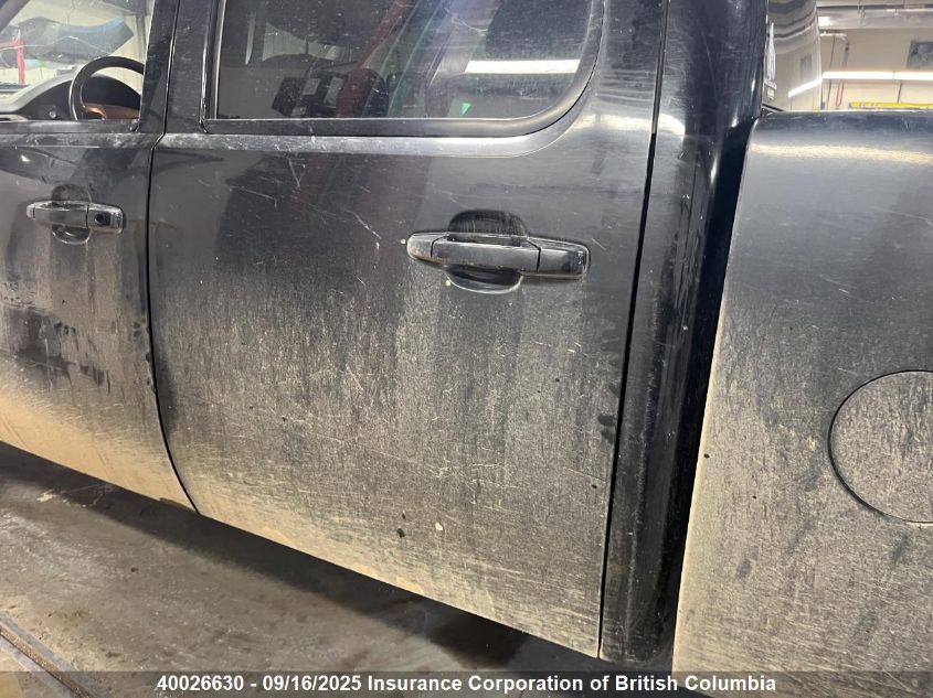 2011 GMC Sierra K2500 Slt VIN: 1GT121C88BF132204 Lot: 40026630