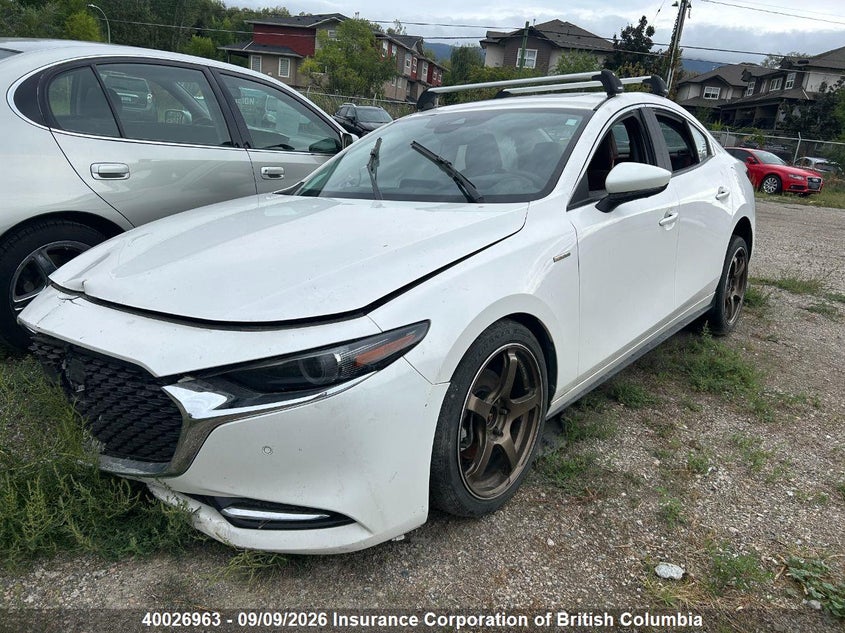 2021 Mazda 3, Right Front, IAAI, VIN JM1BPBAY1M1309982 — photo 2