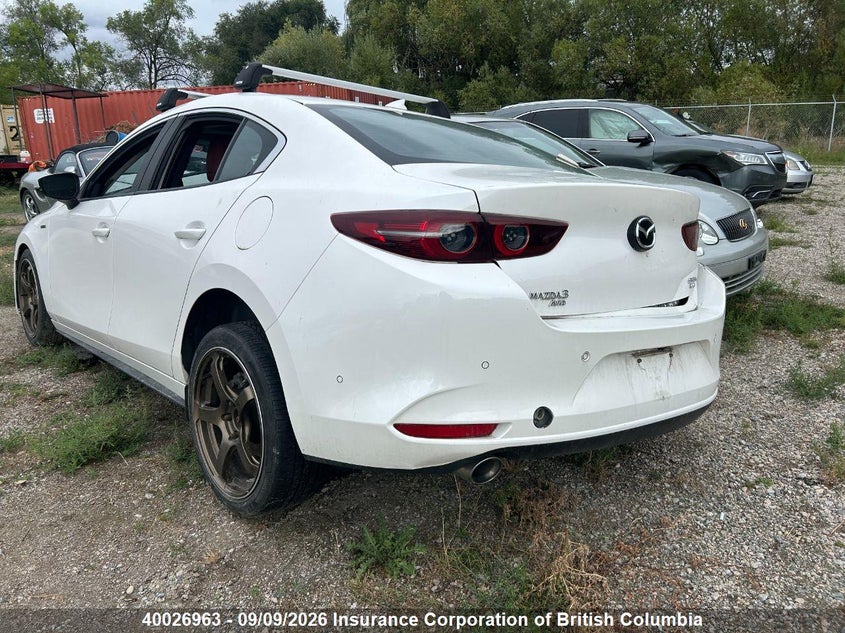 Vin: jm1bpbay1m1309982, lot: 30031152, mazda 3 20213