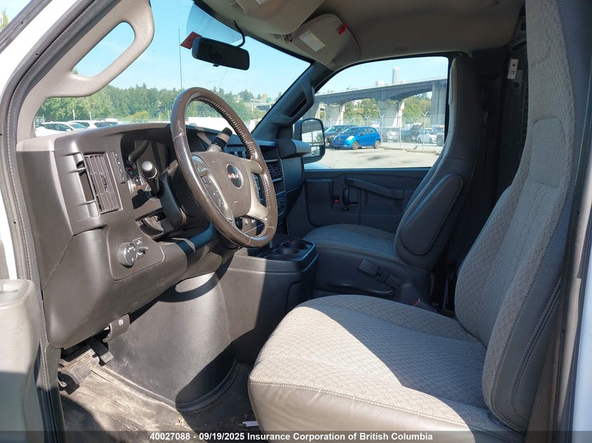 1GTW7AFF3H1344578 2017 GMC SAVANA photo no. 5