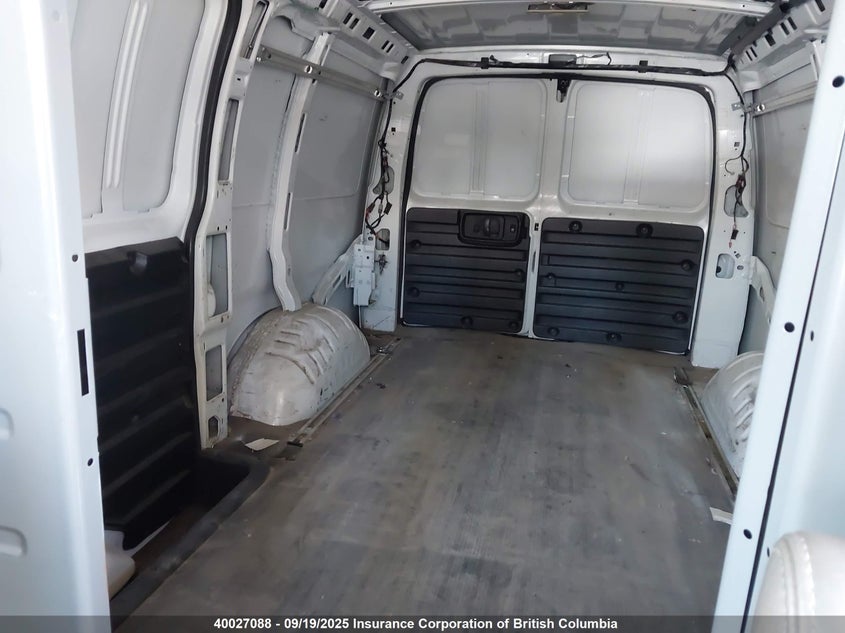 1GTW7AFF3H1344578 2017 GMC SAVANA photo no. 8