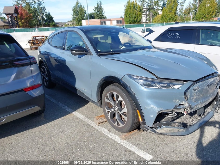 FORD MUSTANG MACH-E PREMIUM