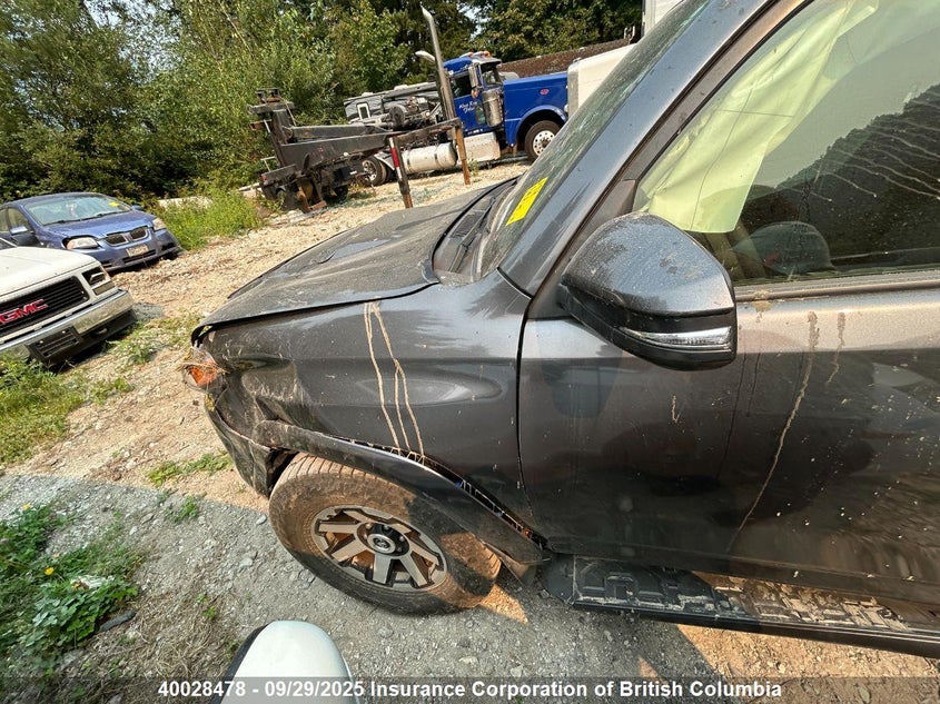 JTERU5JR1N6085775 2022 TOYOTA 4RUNNER photo no. 16