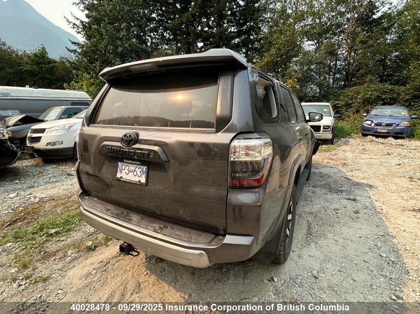 JTERU5JR1N6085775 2022 TOYOTA 4RUNNER photo no. 4