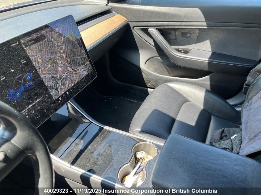 5YJ3E1EA1JF075749 2018 TESLA MODEL 3 photo no. 2