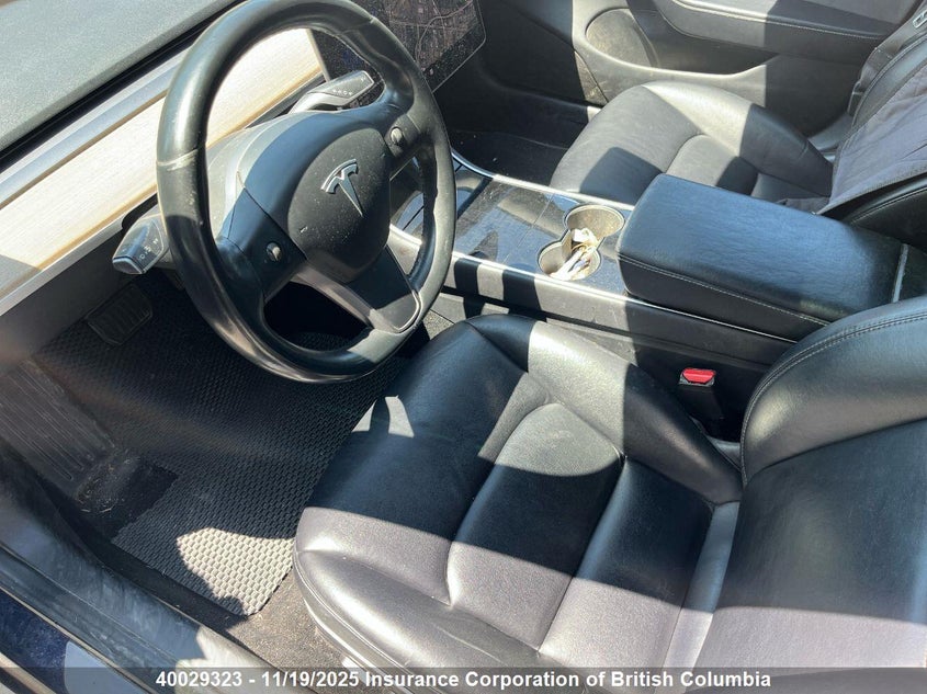 5YJ3E1EA1JF075749 2018 TESLA MODEL 3 photo no. 3