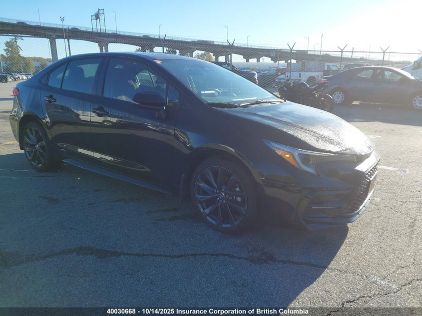 JTDBDMHE2R3012103 2024 Toyota Corolla Le/Se/Night Shade auction photo 1