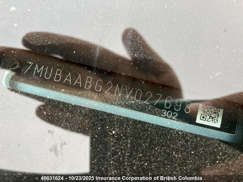 7MUBAABG2NV027698 2022 TOYOTA COROLLA CROSS photo no. 6