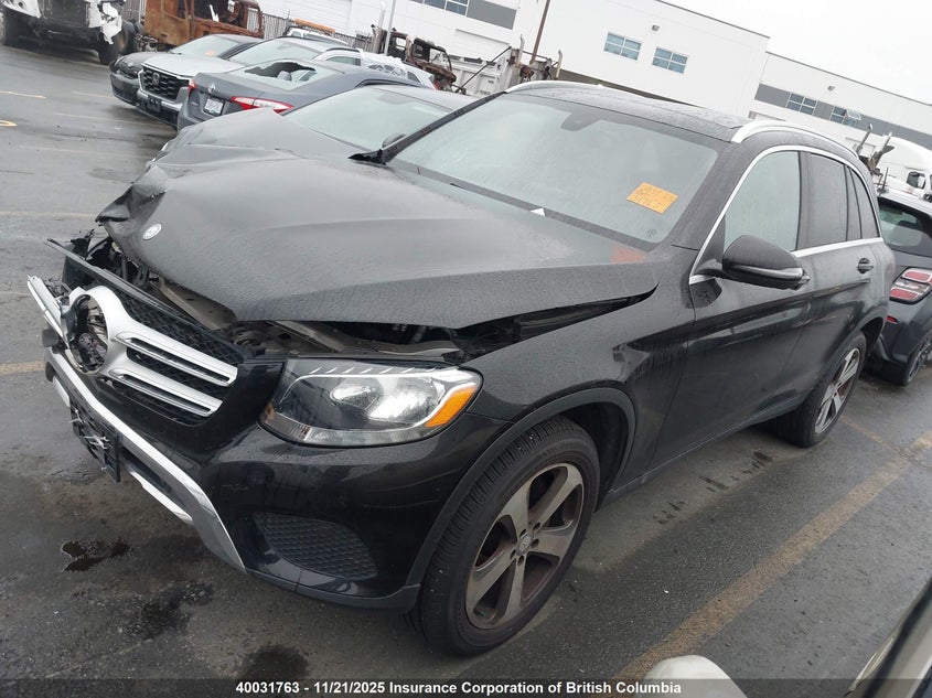 WDC0G4KB7HF180548 2017 MERCEDES-BENZ GLC photo no. 2