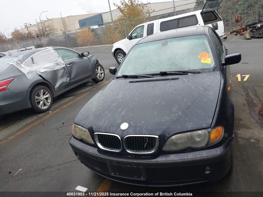 WBAEV33434KR35107 2004 BMW 3ER photo no. 12