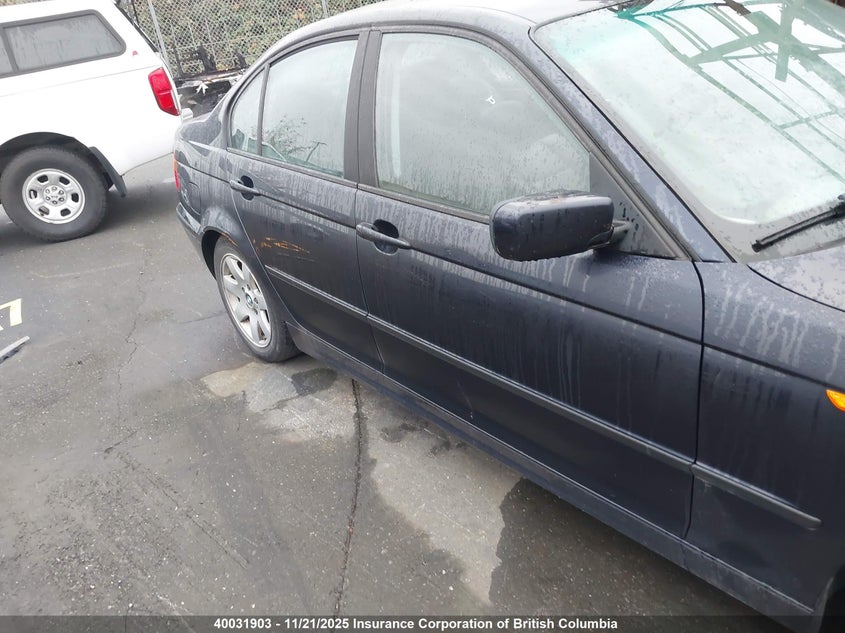 WBAEV33434KR35107 2004 BMW 3ER photo no. 13