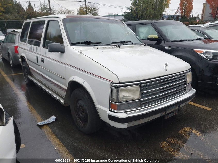 2P4FH25K5LR638341 1990 Plymouth Voyager auction photo 1