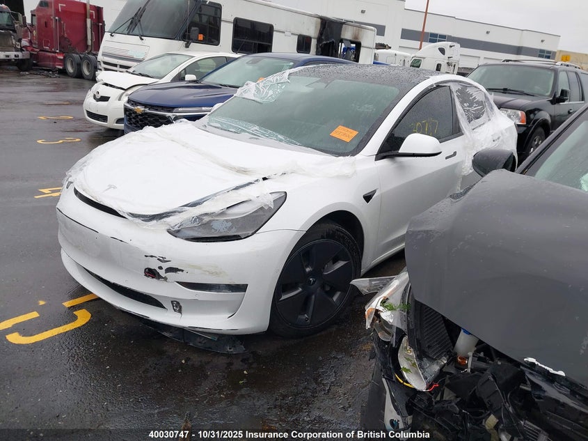 5YJ3E1EA5NF351453 2022 TESLA MODEL 3 photo no. 2