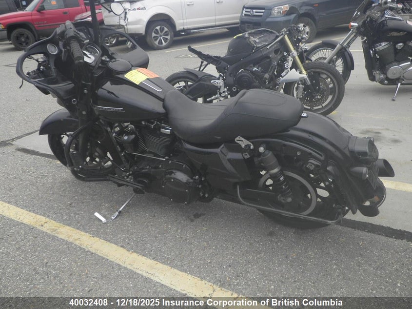 5HD1KTCA5JB630100 2018 HARLEY-DAVIDSON ROAD GLIDE photo no. 3
