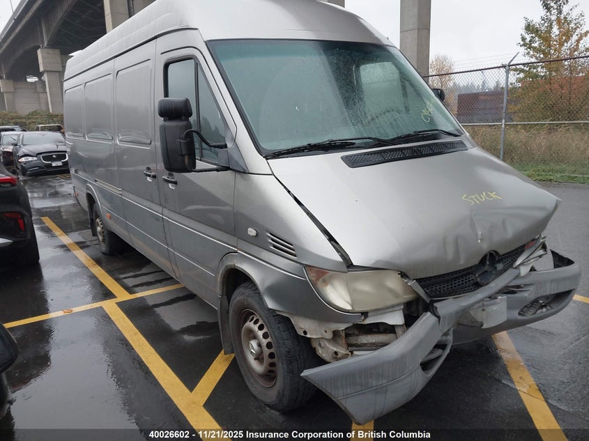 WD2BD743845666802 2004 MERCEDES-BENZ  photo no. 2