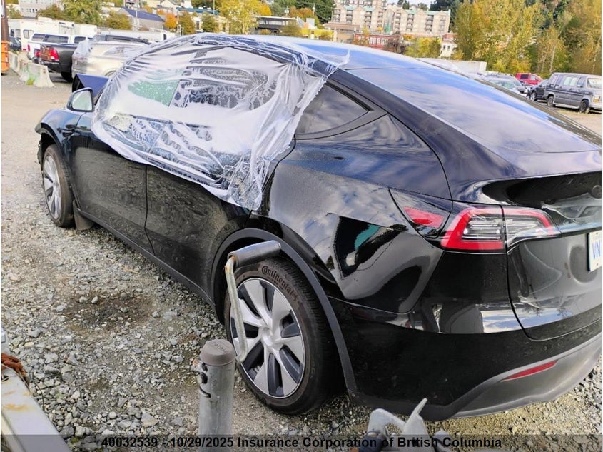7SAYGDED3RF012176 2024 TESLA MODEL Y photo no. 3